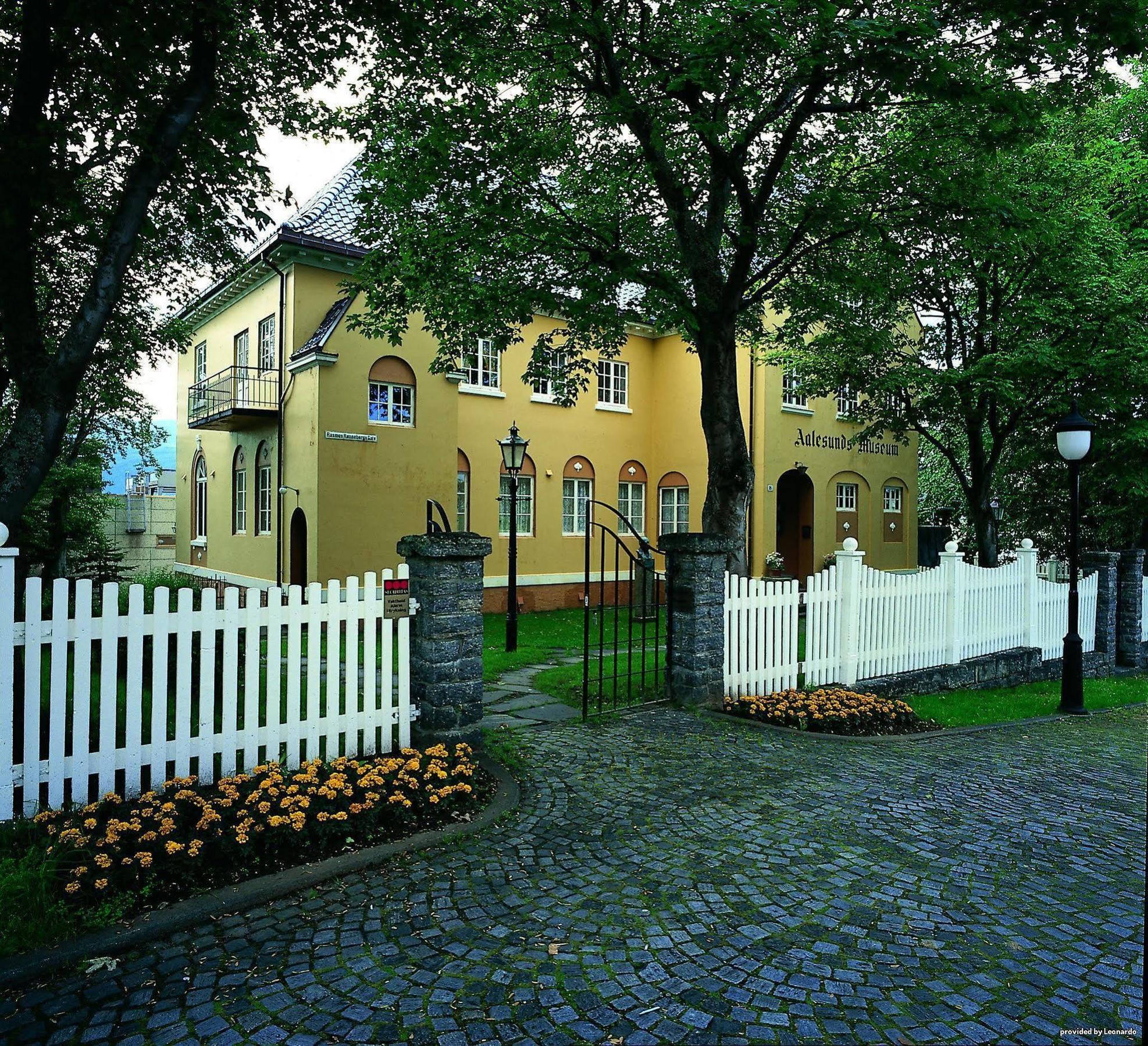 Thon Partner Hotel Baronen Ålesund Exterior foto